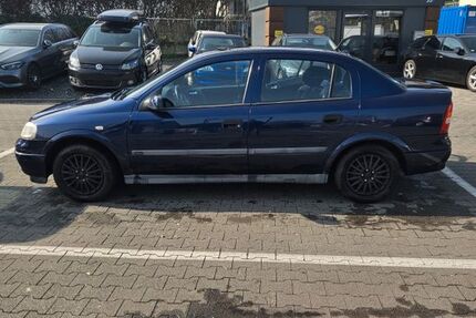 Opel Astra 185.000 km 1.550 &euro; Wiesbaden 65199