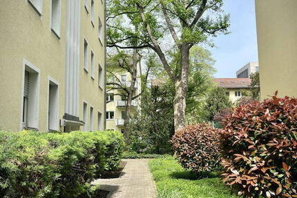 Provisionsfreie, charmante, 3-Zimmer-Wohnung mit Balkon im Westend-Süd