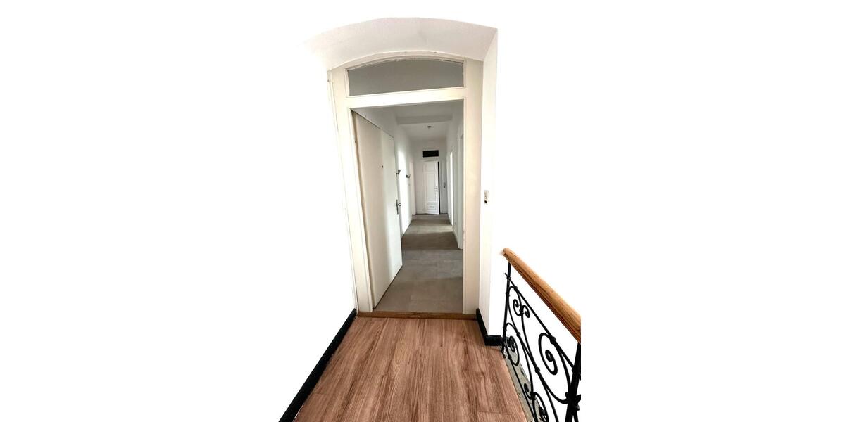Dachgeschoßwohnung Wiesbaden Bierstadt - 3 Zimmer, 71 m&sup2;, 1.200&euro; | Angebot:26346554