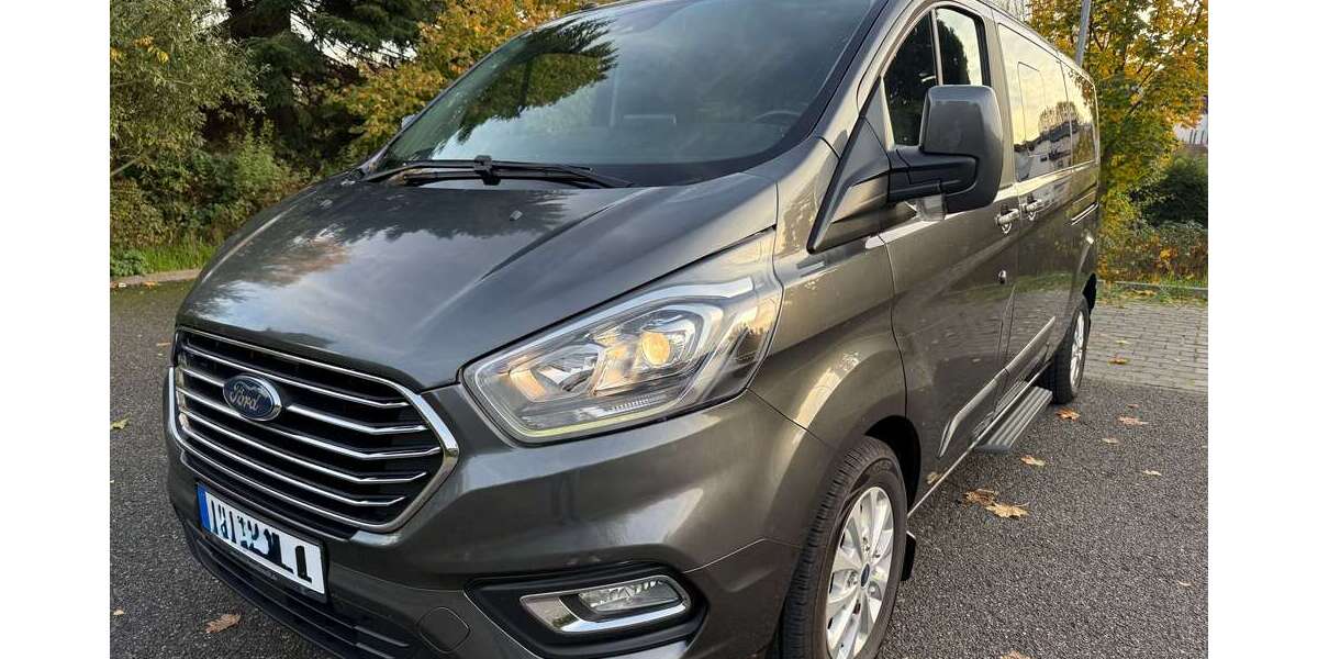 Ford Tourneo Custom 102.000 km 25.990 € Wiesbaden 65197