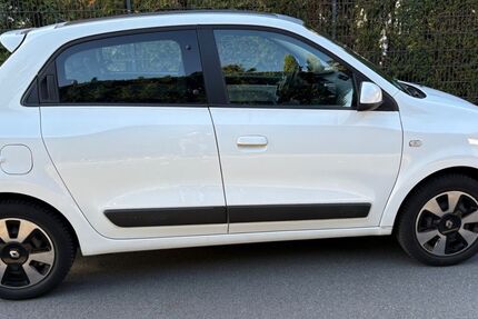 Renault Twingo 75.000 km 7.100 € Mörfelden–Walldorf 64546