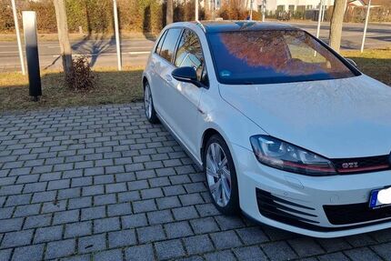 VW Golf 204.000 km 15.299 &euro; Wiesbaden 65203