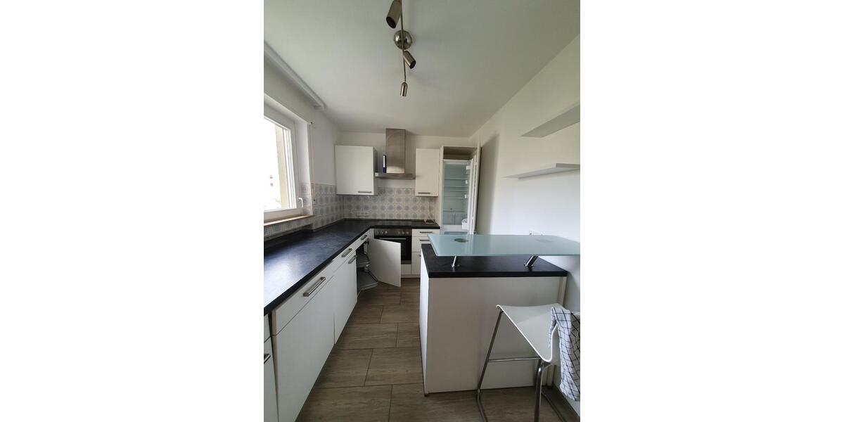 Etagenwohnung Oberursel (Taunus) - 3.5 Zimmer, 87 m&sup2;, 329.000&euro; | Angebot:26906319