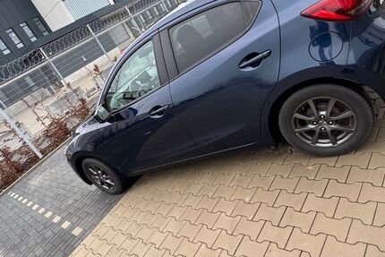 Mazda 2 100.000 km 10.800 &euro; Hattersheim 65795