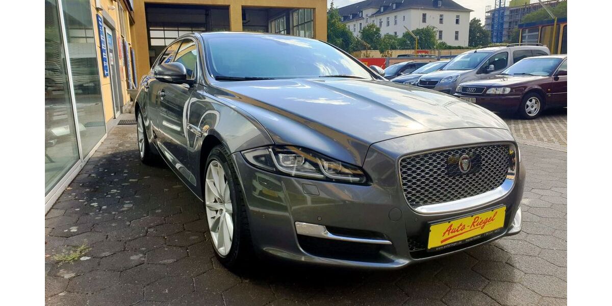 Jaguar XJ 181.894 km 18.700 &euro; Wiesbaden 55252