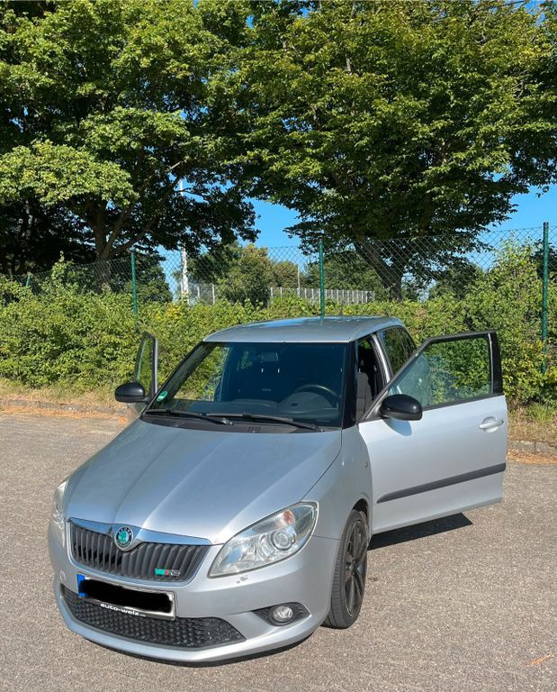 Skoda Fabia 172.000 km 4.500 € Wiesbaden 65205