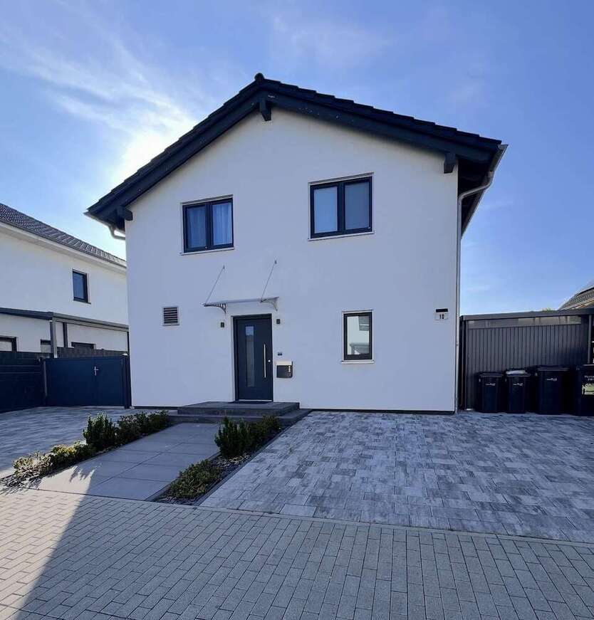 Haus zum Kaufen in Dornheim 890.000 € 145 m²