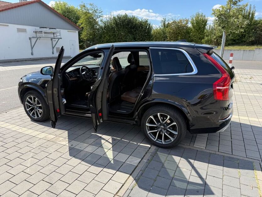 XC90