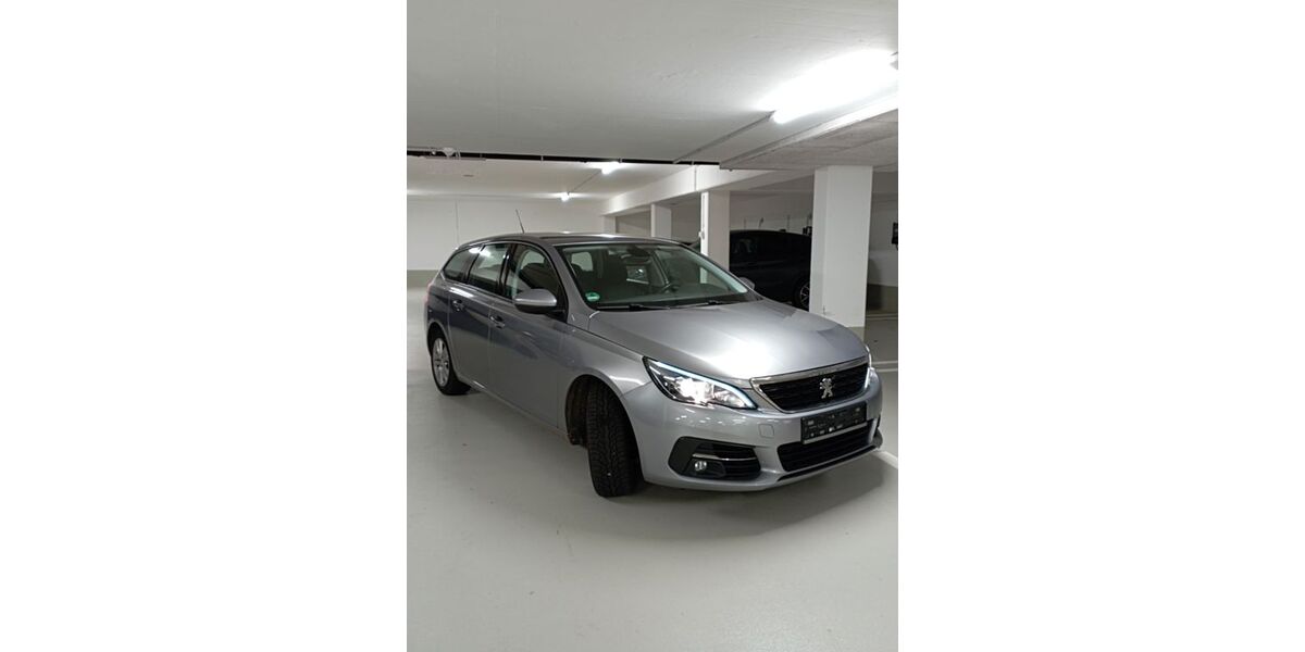 Peugeot 308 84.000 km 9.000 € Wiesbaden 65187