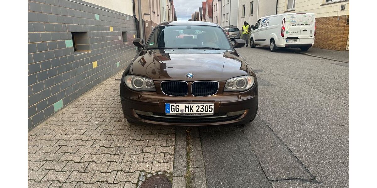 BMW 118 240.000 km 4.200 &euro; Büttelborn 64572