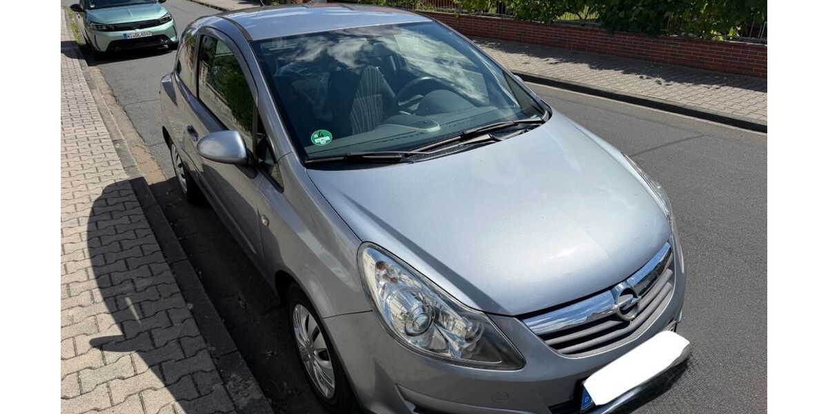 Opel Corsa 123.000 km 2.599 &euro; Rüsselsheim am Main 65428