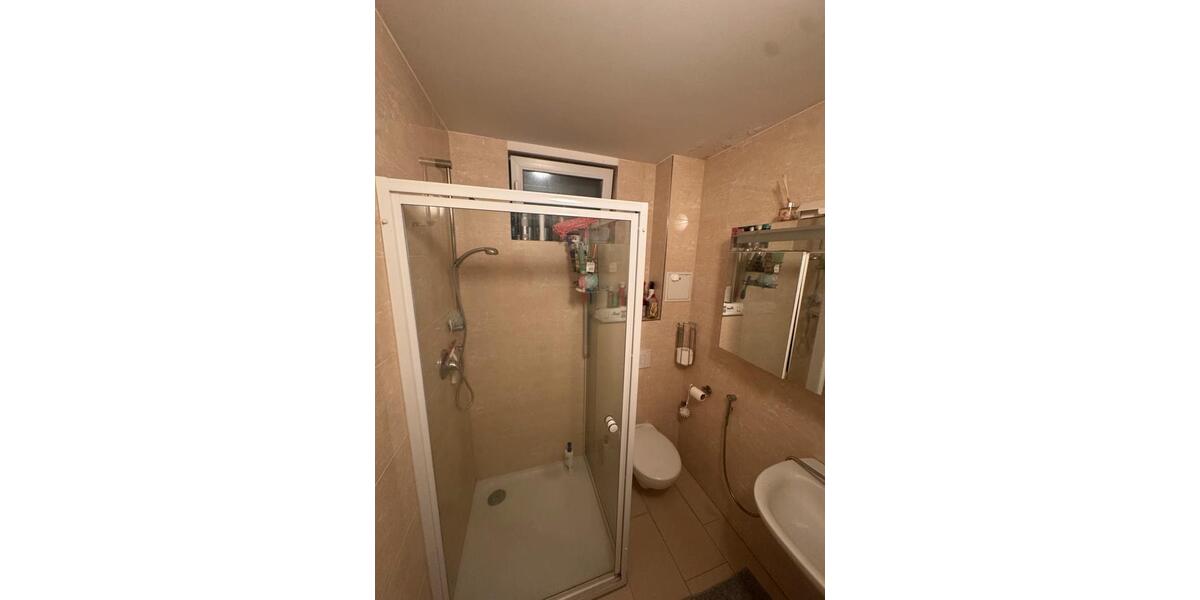 Etagenwohnung Rüsselsheim am Main - 2.5 Zimmer, 77 m&sup2;, 1.100&euro; | Angebot:25542875