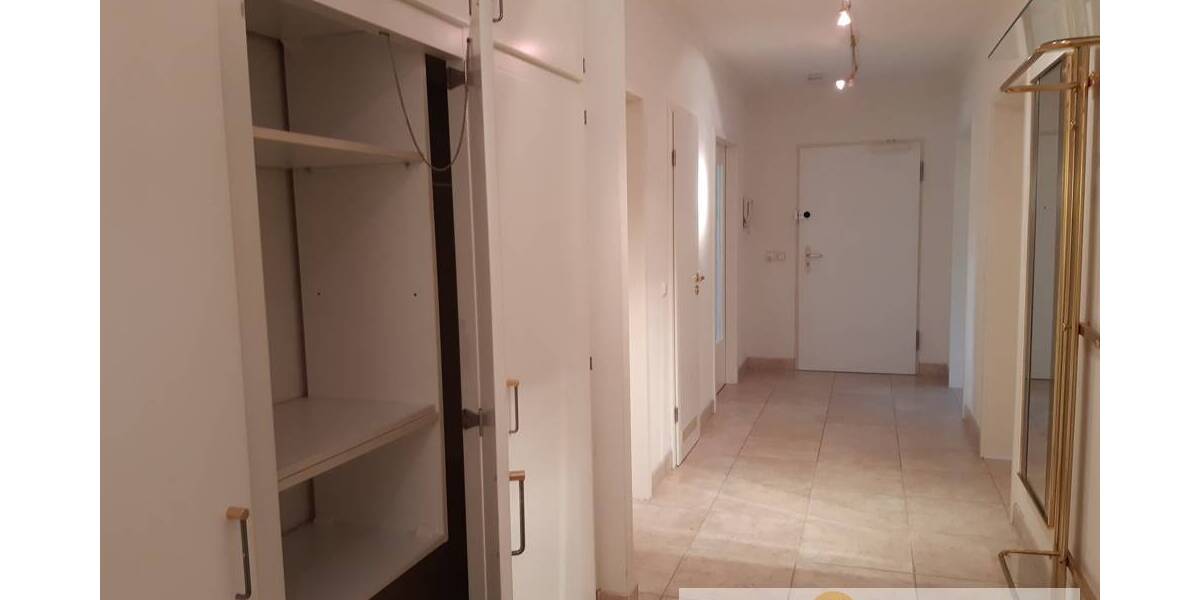Etagenwohnung Wiesbaden Südost - 4 Zimmer, 152 m&sup2;, 1.900&euro; | Angebot:26170806