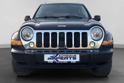 Jeep Cherokee 140.000 km 9.900 &euro; Wörrstadt 55286