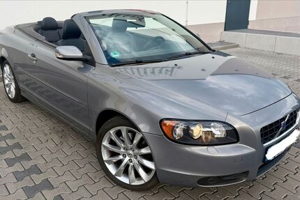 Volvo C70 236.000 km 5.200 &euro; Wiesbaden 65185