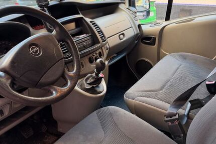 Opel Vivaro 157.000 km 7.500 € Wiesbaden 65205
