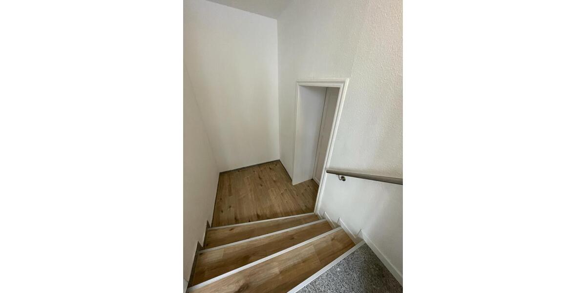 Etagenwohnung Wiesbaden Biebrich - 2 Zimmer, 59 m&sup2;, 1.150&euro; | Angebot:25367154