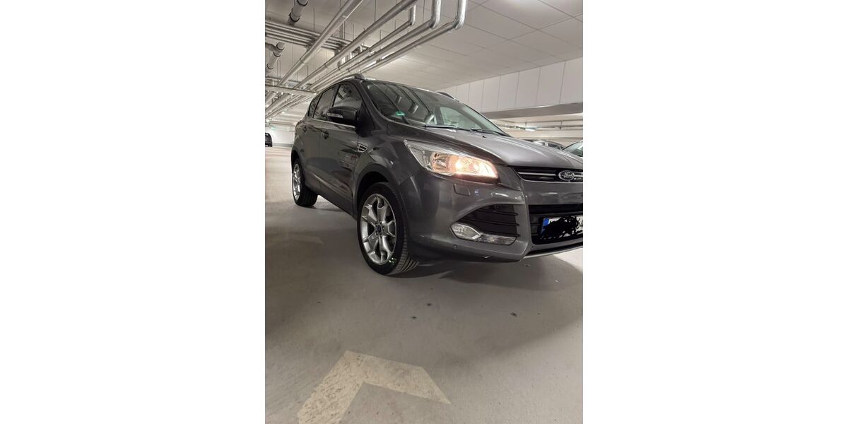 Ford Kuga 61.000 km 13.800 &euro; Mainz 55130