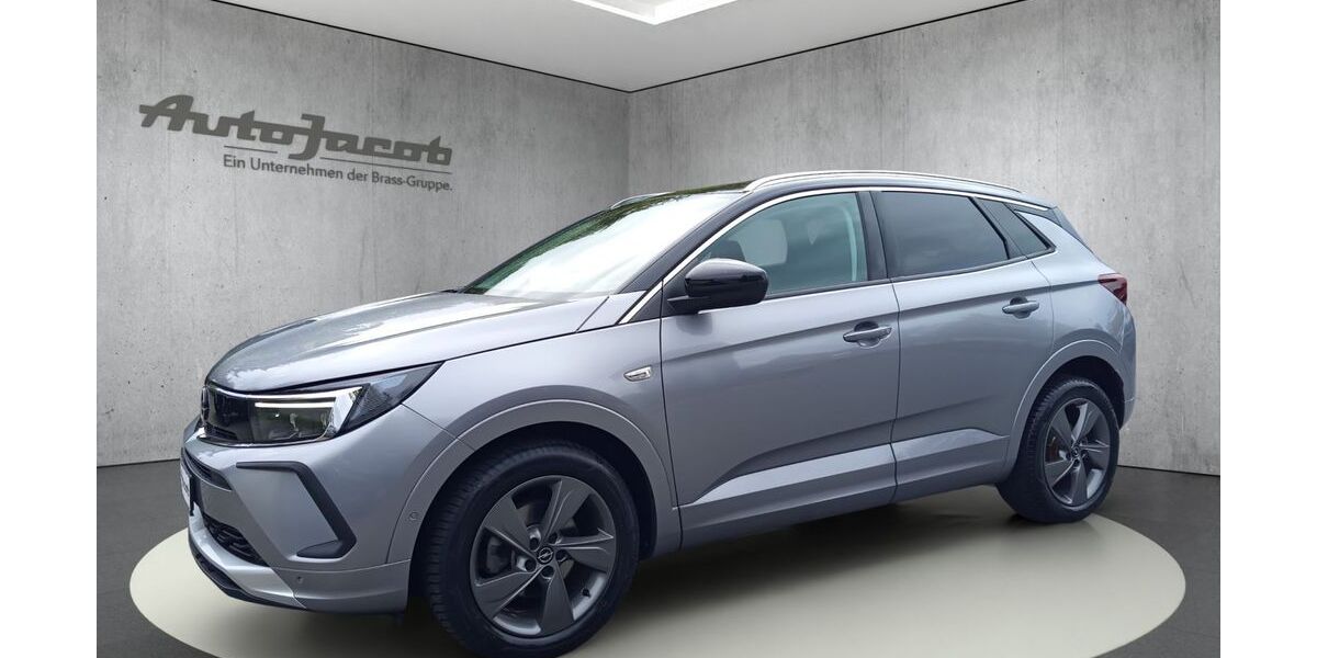 Opel Grandland (X) 39.215 km 23.450 € Rüsselsheim 65428