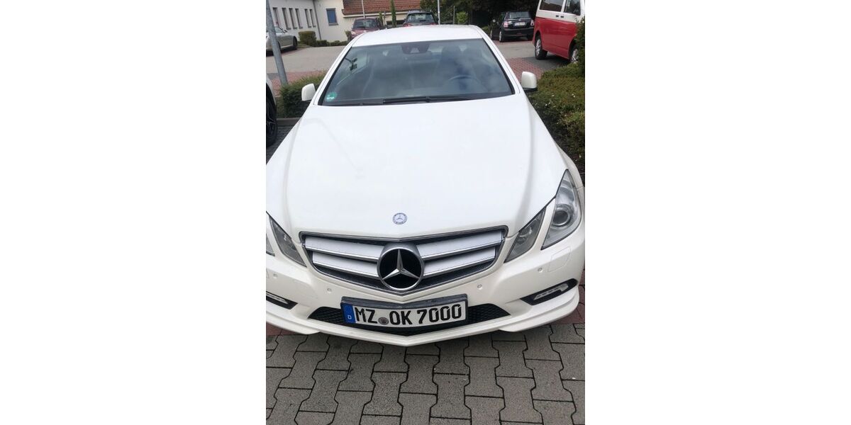 Mercedes-Benz E 350 277.000 km 9.500 &euro; Essenheim 55270