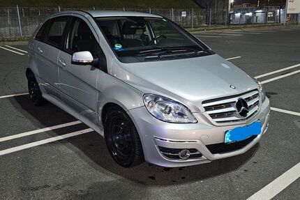 Mercedes-Benz 190 194.463 km 5.800 &euro; Mainz 55118