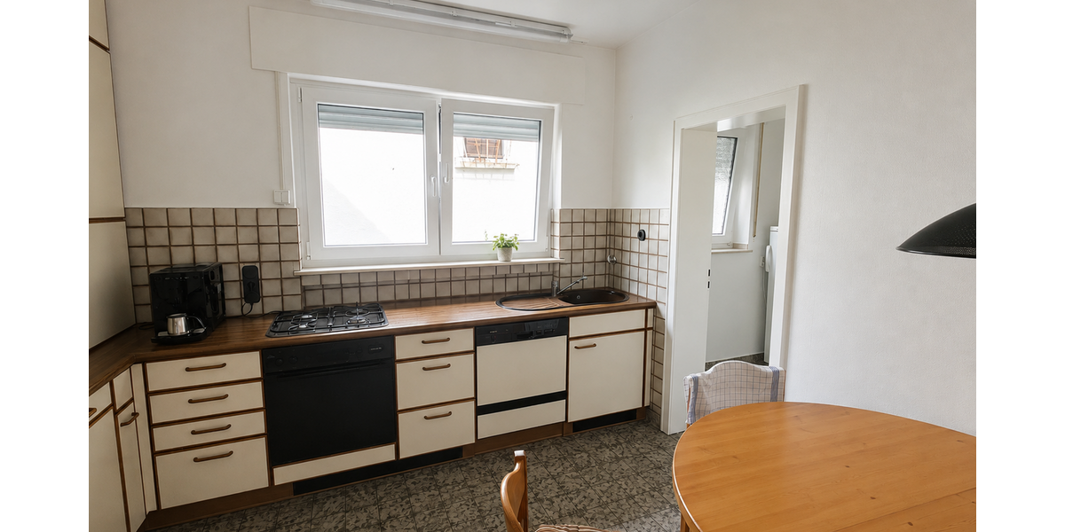 Freistehendes 1–2 Familienhaus in urbaner Wohnlage von Frankfurt-Rödelheim! - Zweifamilienhaus Frankfurt Rödelheim | Angebot:26781783