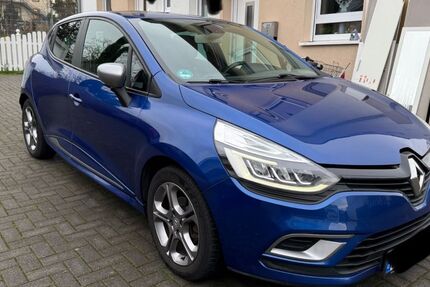 Renault Clio 107.000 km 7.200 &euro; Ingelheim am Rhein 55218