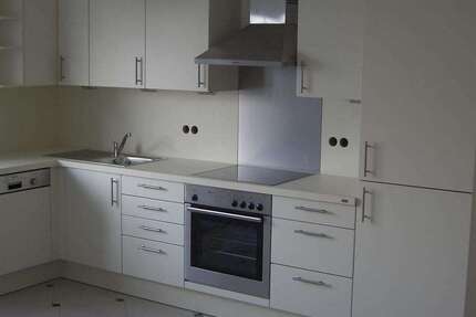 Haus Kronberg Oberhöchstadt - 3 Zimmer, 125 m&sup2;, 1.450&euro; | Angebot:25995812