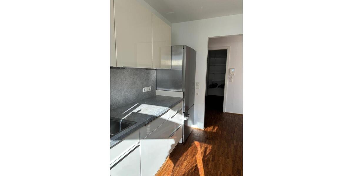 Etagenwohnung Hattersheim am Main - 2.5 Zimmer, 80 m&sup2;, 1.250&euro; | Angebot:25370323