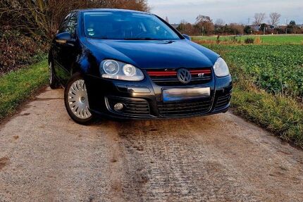 VW Golf 227.600 km 5.000 € Kriftel 65830