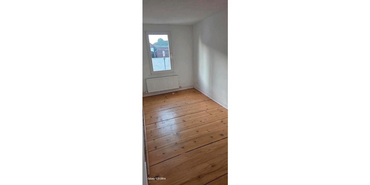 Einfamilienhaus Mainz Ebersheim - 6 Zimmer, 160 m&sup2;, 1.500&euro; | Angebot:24646582