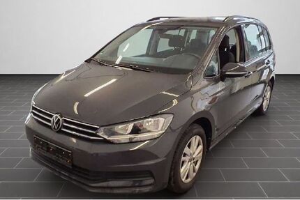VW Touran 9.524 km 31.500 € Wiesbaden 65189