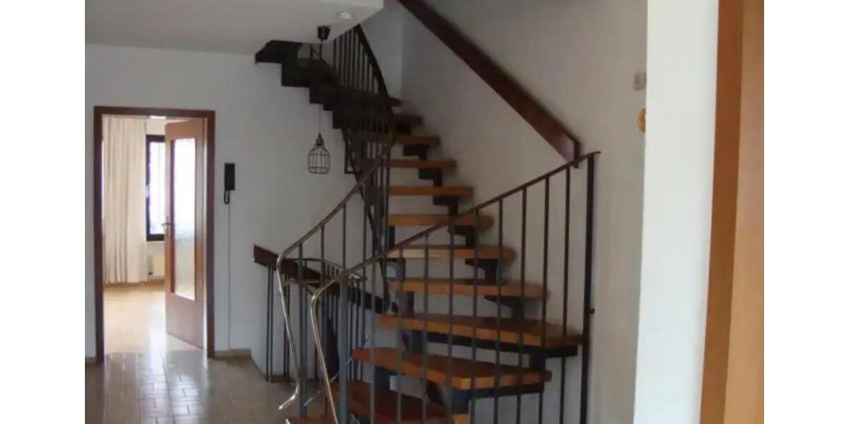 Doppelhaushälfte Wiesbaden Bierstadt - 7 Zimmer, 178 m&sup2;, 485.000&euro; | Angebot:26162366