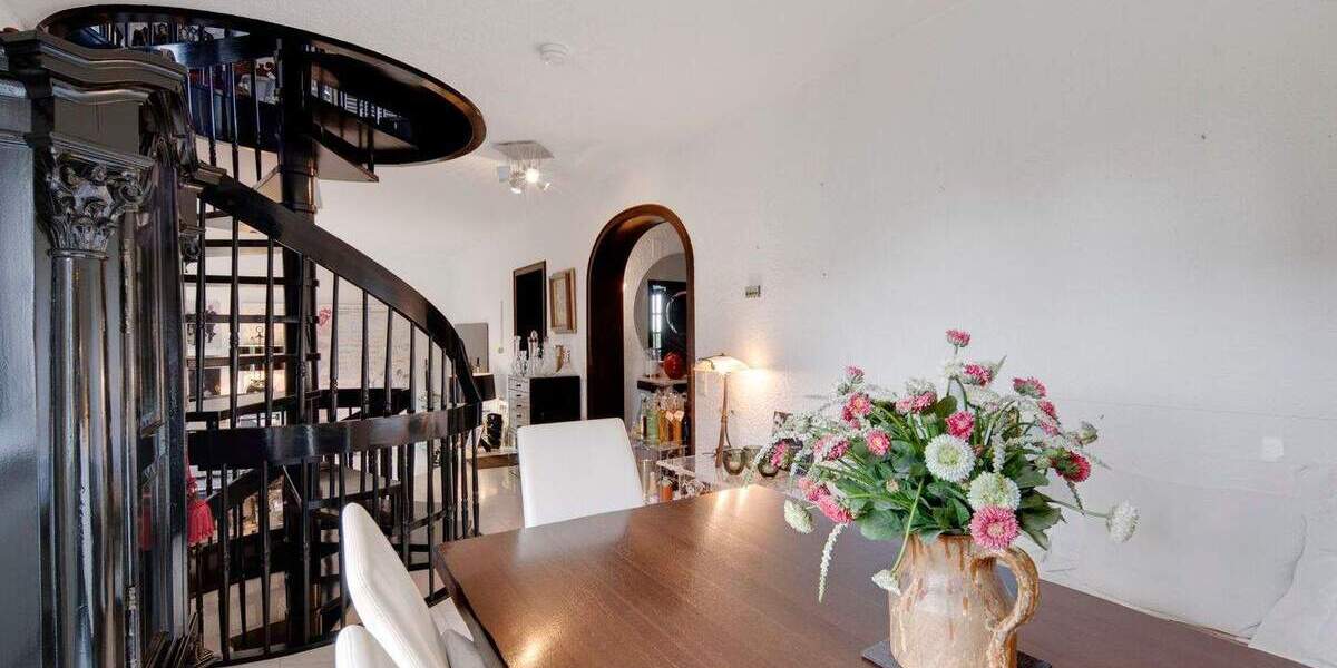 Einfamilienhaus Wiesbaden Nordenstadt - 7 Zimmer, 223 m&sup2;, 869.000&euro; | Angebot:25694639
