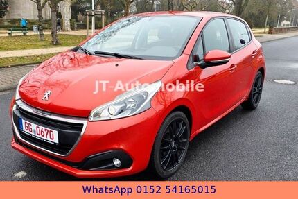 Peugeot 208 104.000 km 5.700 &euro; Rüsselsheim am Main 65428