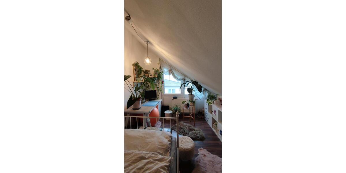 WG Zimmer mit großem Balkon und 2 Bäder 1 zimmer