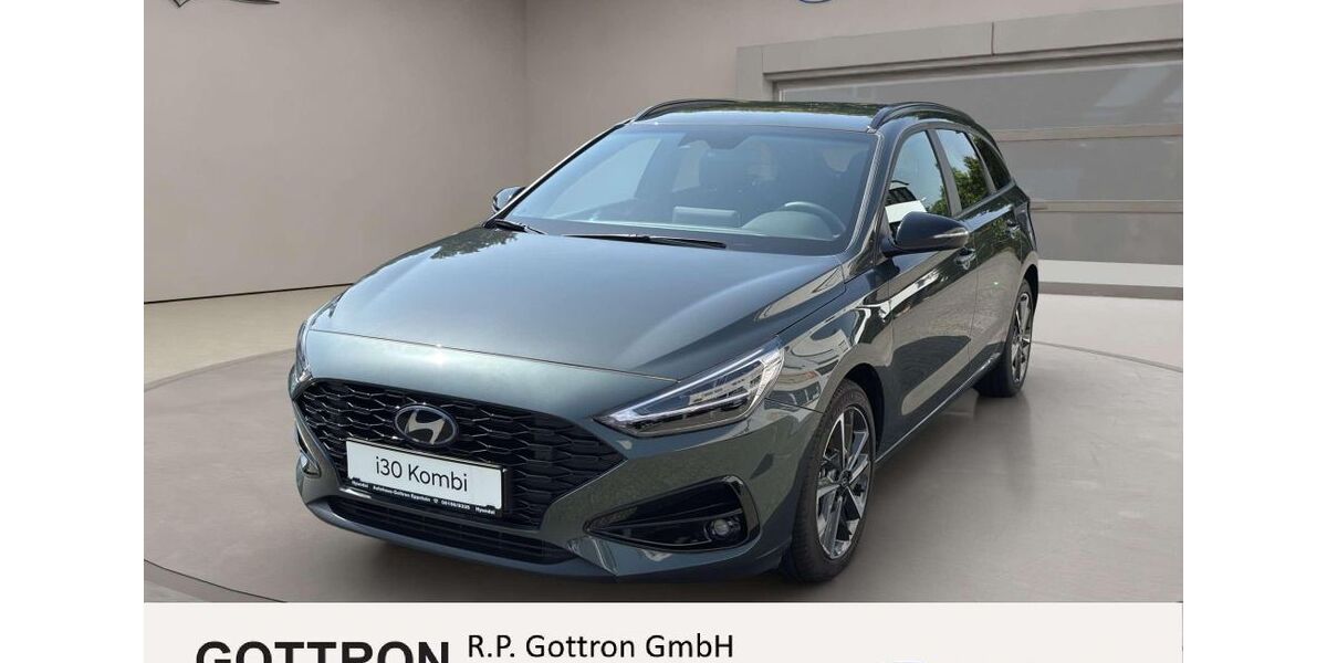Hyundai i30 2.500 km 24.990 &euro; Eppstein 65817
