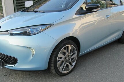 Renault ZOE Intens SOH 90% 64.000 km 5.960 &euro; Schwalbach/Taunus 65824