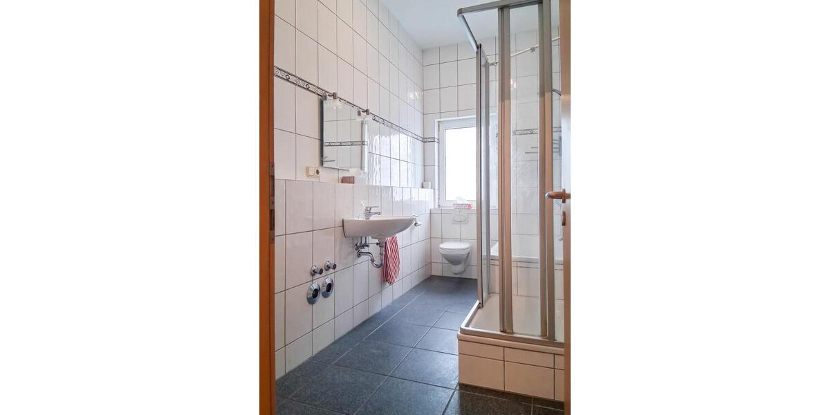 Dachgeschoßwohnung Ingelheim am Rhein - 3 Zimmer, 78 m&sup2;, 298.000&euro; | Angebot:25715331