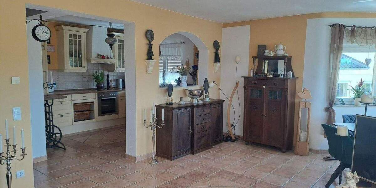 Doppelhaushälfte Nierstein - 8 Zimmer, 211 m&sup2;, 796.000&euro; | Angebot:25279124