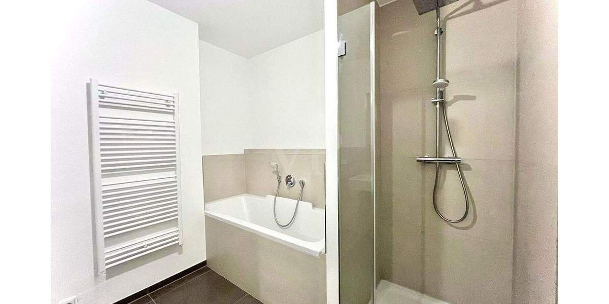 Moderner Lifestyle BJ.2022 - Hochwertige 4-Zimmer-Wohnung in zentraler Lage 4 zimmer