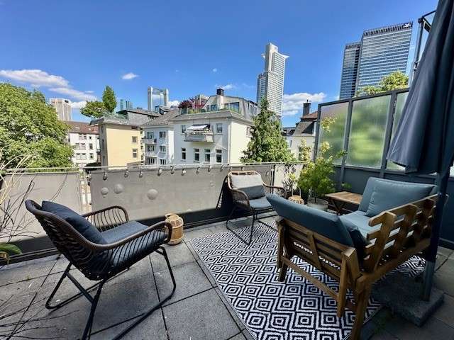 Wohnung zum Mieten in Frankfurt am Main 1.950 € 90 m²
