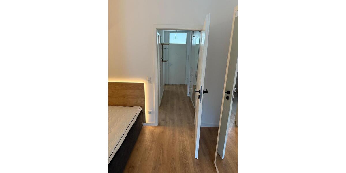 Erdgeschoßwohnung Wiesbaden Biebrich - 1.5 Zimmer, 46 m&sup2;, 1.100&euro; | Angebot:24753654