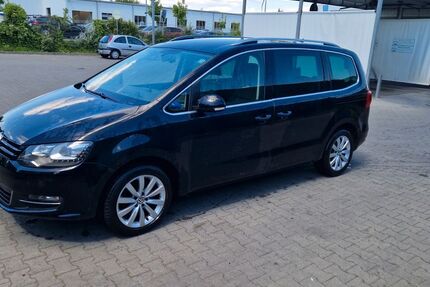 VW Sharan 211.000 km 12.500 &euro; Rüsselsheim 65428