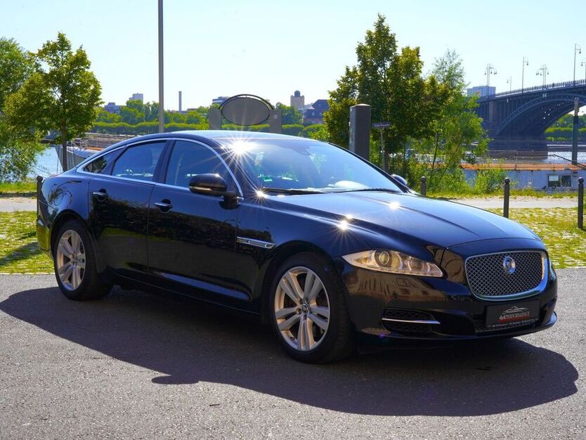 XJ