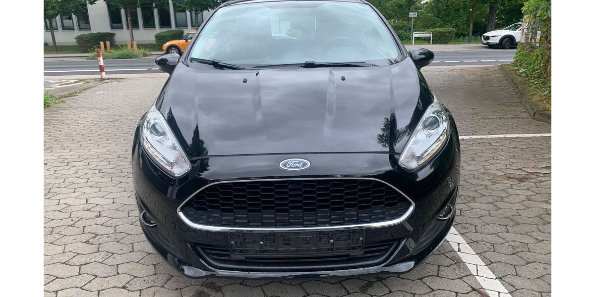 Ford Fiesta 85.929 km 5.699 &euro; Mainz-Kastel 55252