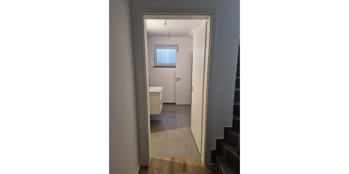 Erdgeschoßwohnung Mainz Lerchenberg - 2 Zimmer, 71 m&sup2;, 1.200&euro; | Angebot:26512628