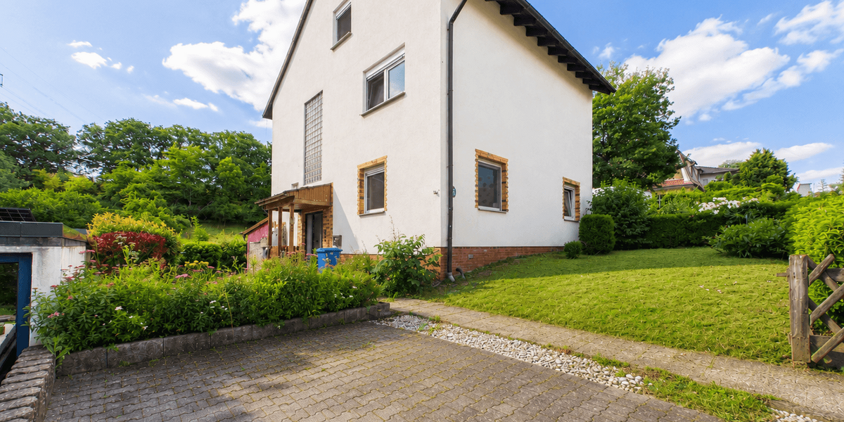 Einfamilienhaus Hünstetten - 7 Zimmer, 177 m&sup2;, 299.000&euro; | Angebot:27018824