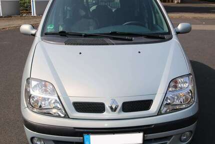 Renault Scenic 159.570 km 2.380 € Sulzbach 65843