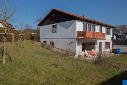Haus Bad Camberg Erbach - 6 Zimmer, 175 m&sup2;, 385.000&euro; | Angebot:25401640